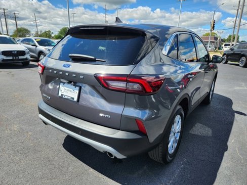 Used 2023 Ford Escape Active w/ Tech Pack #2 image 5