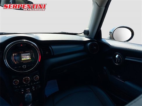 Used 2015 MINI Cooper 2-Door Hardtop image 24