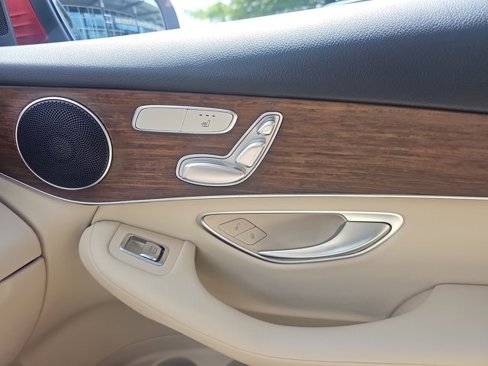 Certified 2022 Mercedes-Benz GLC 300 4MATIC image 18