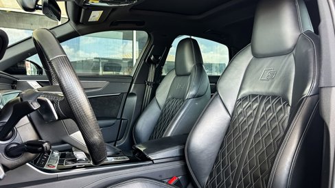 Used 2021 Audi S6 Premium Plus w/ Black Optic Package image 24