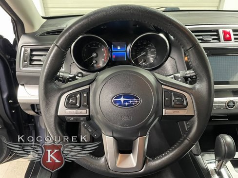 Used 2017 Subaru Outback 2.5i Premium image 14
