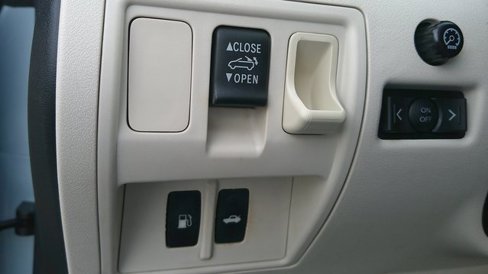 Used 2010 Lexus IS 250C image 16