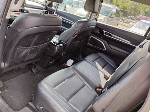 Used 2020 Kia Telluride LX image 9