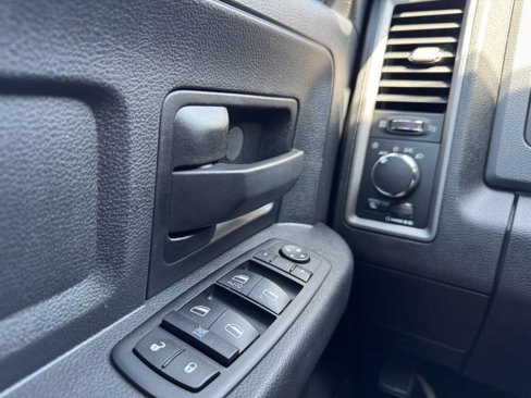 Used 2015 RAM 1500 Tradesman w/ Popular Equipment Group image 33