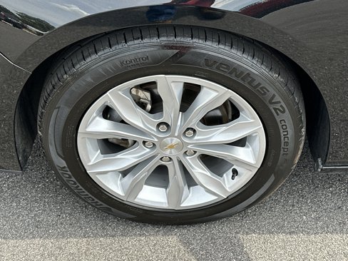 Used 2024 Chevrolet Malibu LT image 11