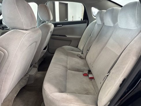 Used 2010 Chevrolet Impala LS image 20