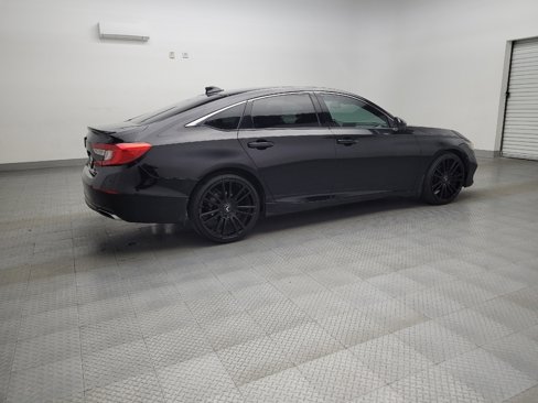 Used 2018 Honda Accord Sport image 10