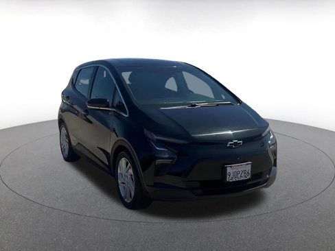 Used 2023 Chevrolet Bolt LT w/ Driver Confidence Package image 3