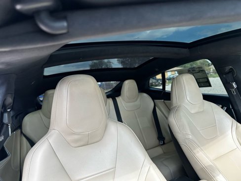 Used 2016 Tesla Model S P90D image 18