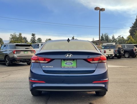 Used 2017 Hyundai Elantra SE w/ SE A/T Tech Package 03 image 4