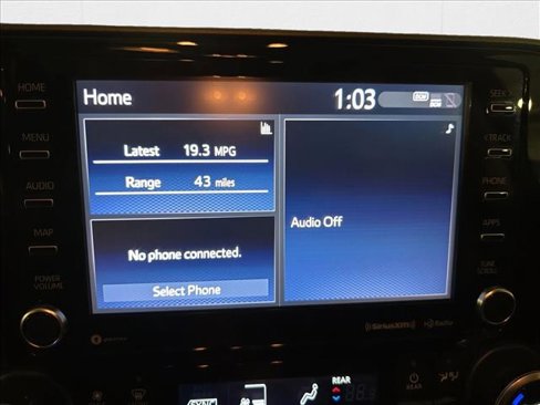 Used 2022 Toyota Highlander XLE image 25