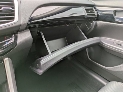 Used 2017 Honda Accord LX image 31