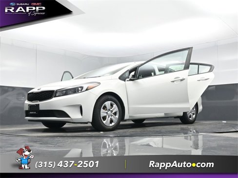 Used 2017 Kia Forte LX image 34