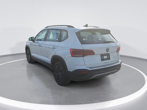 Certified 2022 Volkswagen Taos S w/ IQ Drive S Package image 5