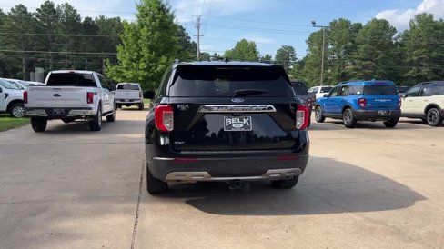 Used 2021 Ford Explorer XLT w/ Equipment Group 202A image 5
