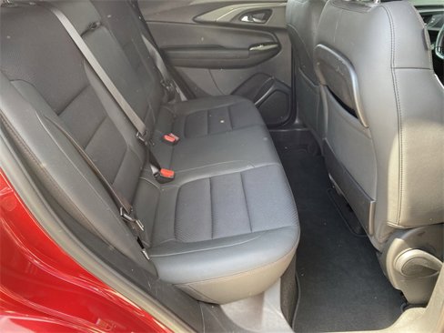 Used 2021 Chevrolet TrailBlazer RS w/ Technology Package image 29