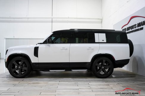 Used 2023 Land Rover Defender 110 X-Dynamic SE image 13