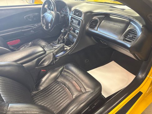 Used 2003 Chevrolet Corvette Convertible w/ Preferred Equipment Group1 image 49