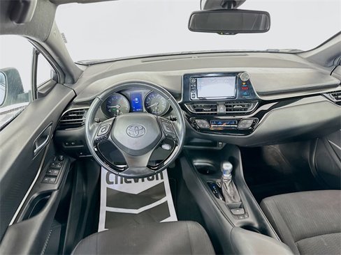 Used 2018 Toyota C-HR XLE image 22