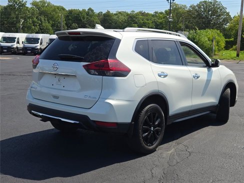Used 2020 Nissan Rogue SV image 12