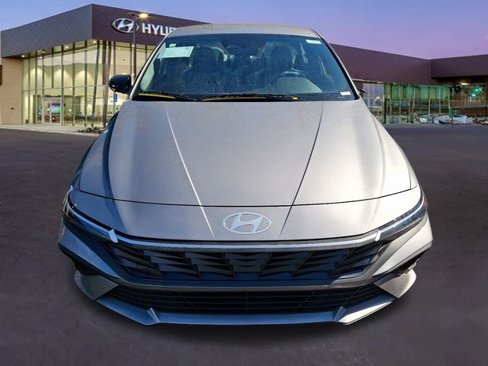 New 2025 Hyundai Elantra Sport image 2