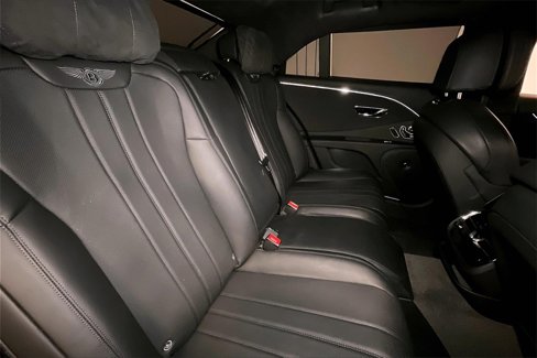 Used 2024 Bentley Flying Spur Azure image 28