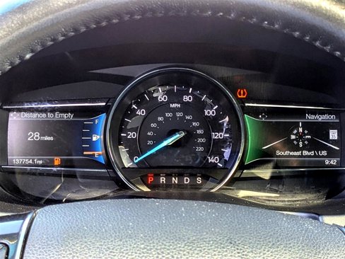 Used 2016 Ford Explorer Limited image 18