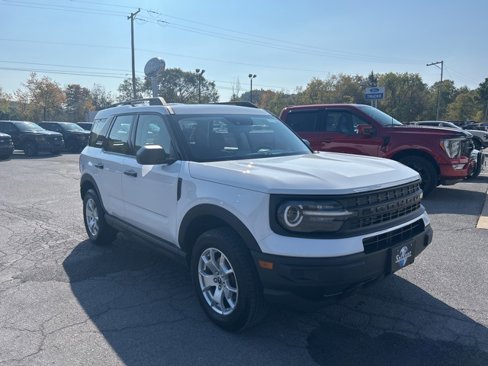 Used 2022 Ford Bronco Sport image 2