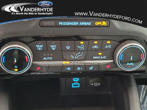 Used 2022 Ford Escape SE w/ Convenience Package image 30