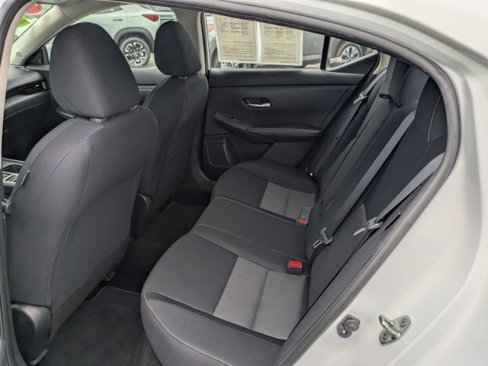 Used 2021 Nissan Sentra SV image 14