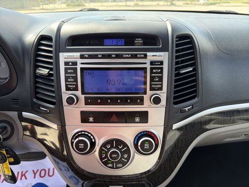 Used 2009 Hyundai Santa Fe GLS image 17