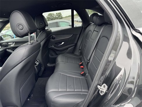 Certified 2022 Mercedes-Benz GLC 300 4MATIC image 32