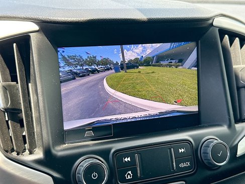 Certified 2023 GMC Terrain SLT image 14