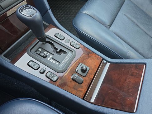 Used 1998 Mercedes-Benz C 230 image 10