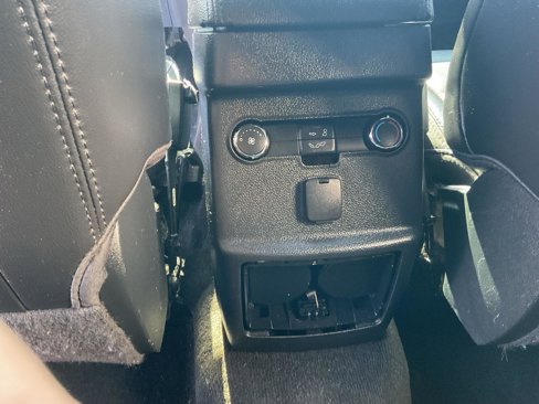 Used 2017 Ford Explorer XLT w/ Equipment Group 202A image 22