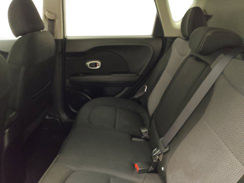 Used 2018 Kia Soul + image 18