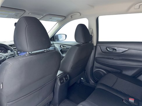 Used 2018 Nissan Rogue SV image 40