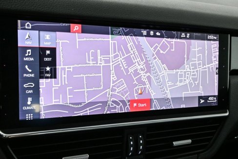 Certified 2020 Porsche Cayenne image 16