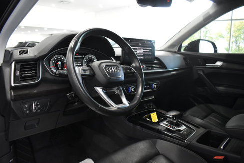 Used 2021 Audi Q5 Premium Plus w/ Premium Plus Package image 14