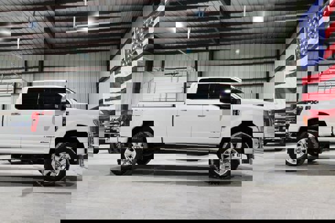 Used 2019 Ford F250 Platinum w/ Platinum Ultimate Package image 14