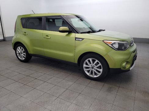 Used 2017 Kia Soul + image 11