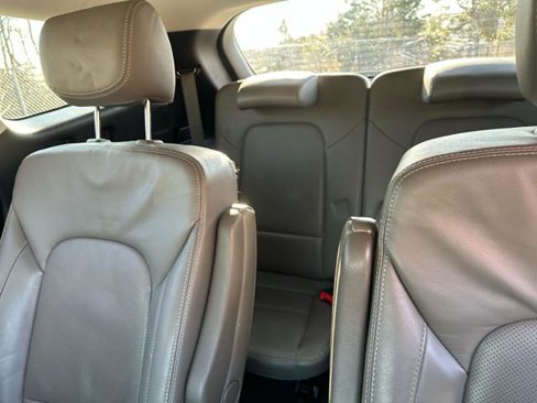 Used 2016 Hyundai Santa Fe Limited w/ Option Group 04 image 22