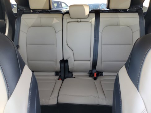 Used 2022 Ford Escape Titanium image 19