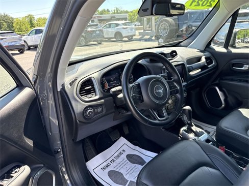 Used 2021 Jeep Renegade Limited image 10