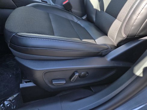 New 2025 Ford Escape SE image 16