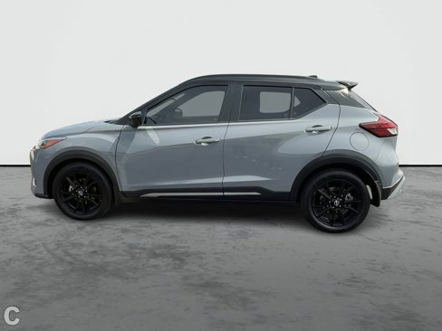 Used 2022 Nissan Kicks SR image 5