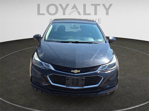 Used 2017 Chevrolet Cruze LT image 8