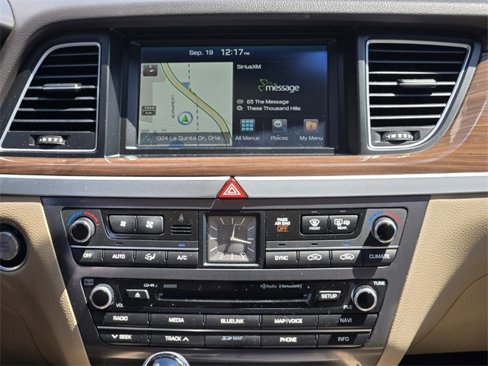 Used 2015 Hyundai Genesis 3.8 w/ Option Group 02 image 13