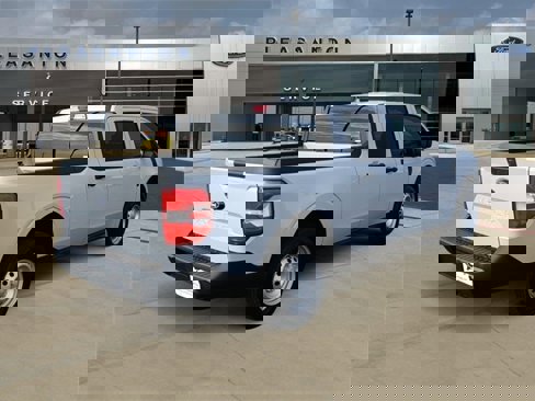New 2025 Ford Maverick XL image 5