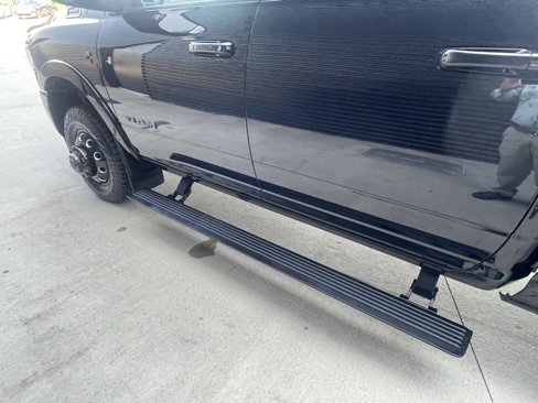 Used 2020 RAM 3500 Laramie image 12